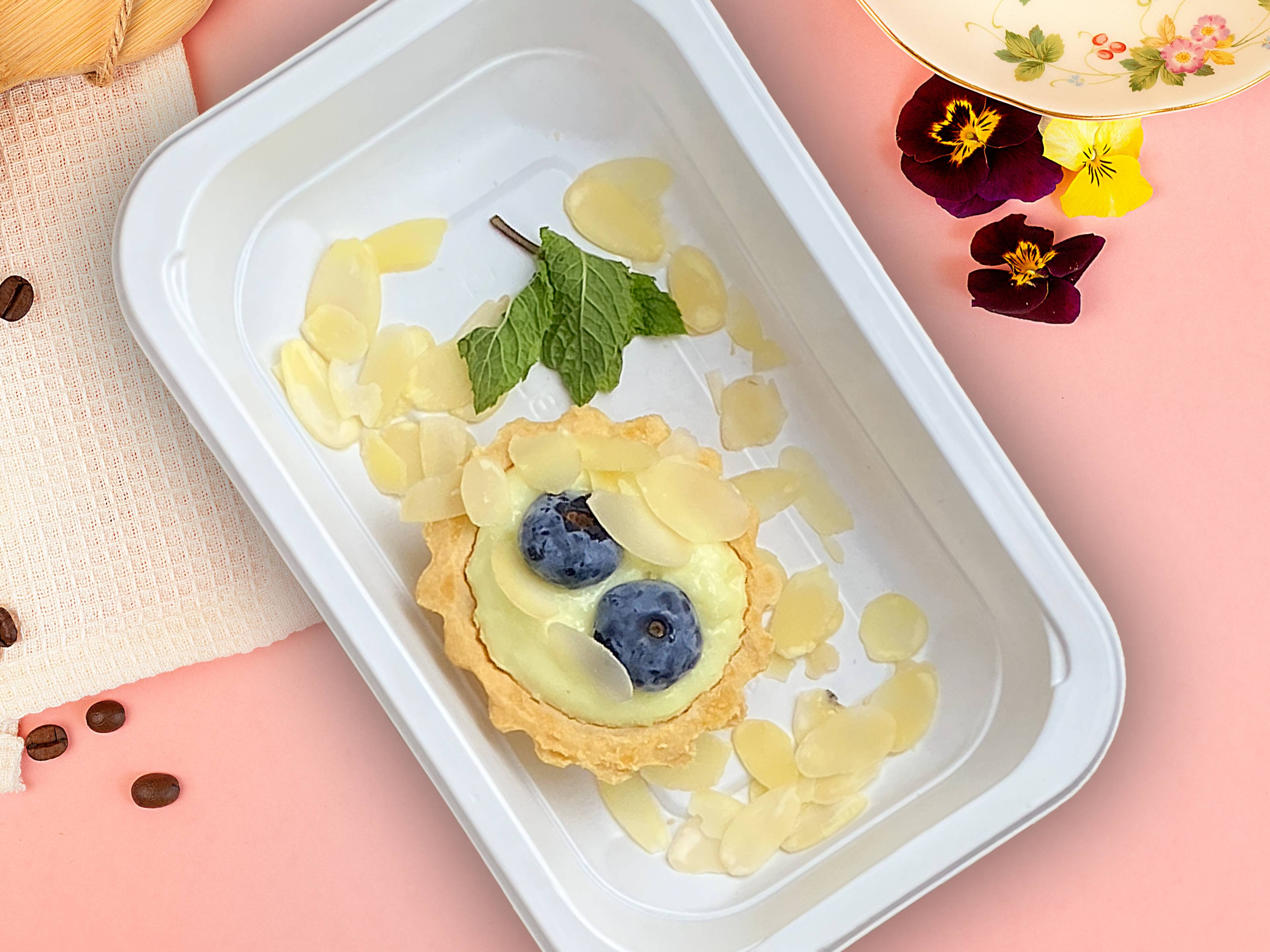 Tartaletki z kremem mascarpone i owocami