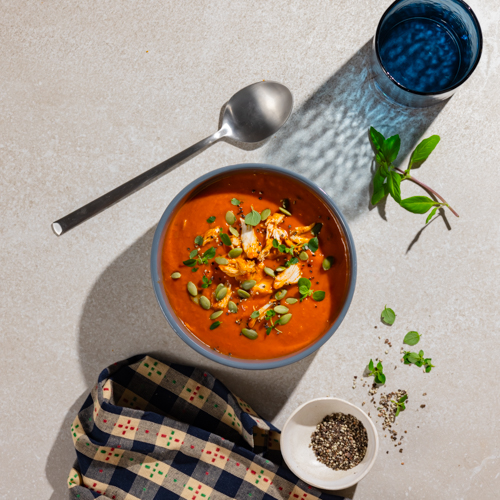 Orientalny krem pomidorowy z indykiem