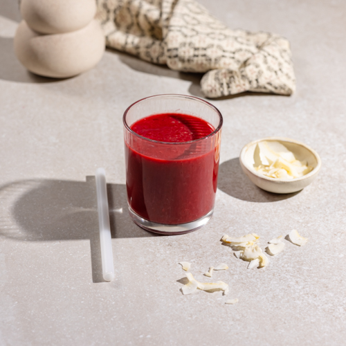 Koktajl kokosowo-wiśniowy z daktylami (może zawierać pestkę)