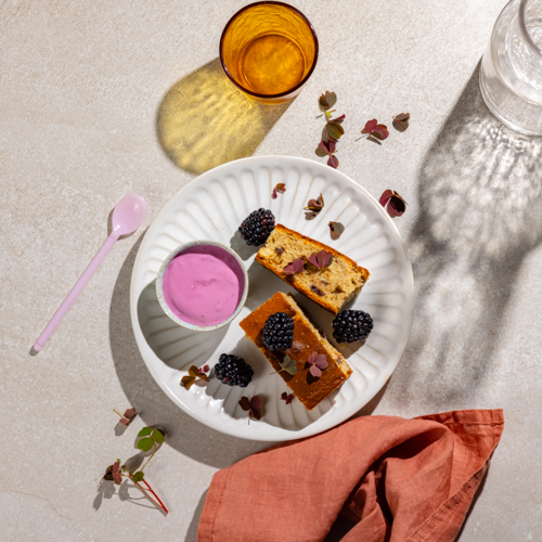 Keks z porzeczkowym jogurtem porzeczkowym