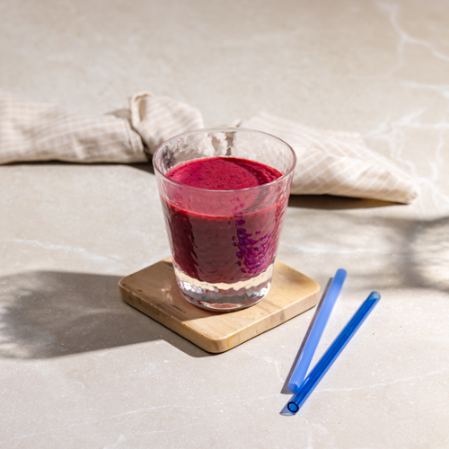 Koktajl truskawkowy z agrestem (może zawierać pestkę)