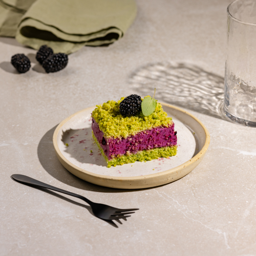 Leśny mech z porzeczkowo-jogurtowym nadzieniem