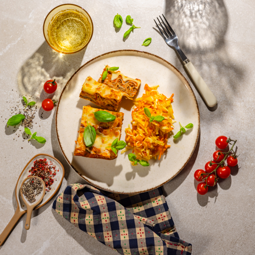 Lasagne z soczewicą i surówką