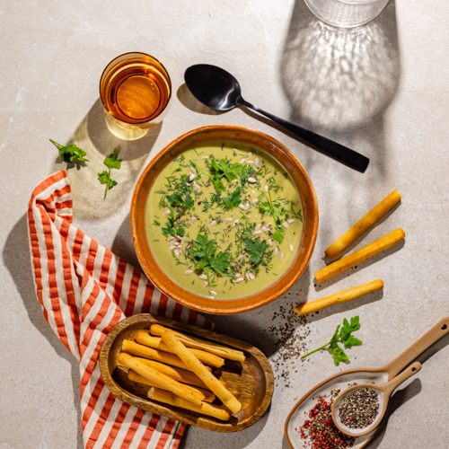 Miętowy krem z pora z grissini