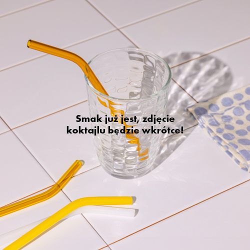Koktajl z wiśniami (może zawierać pestkę)