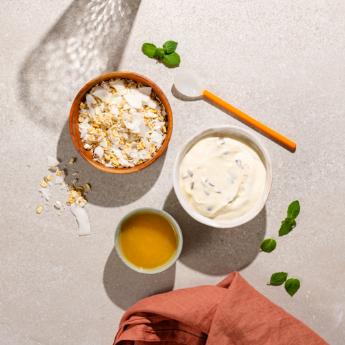 Twarożek stracciatella bez laktozy z marakują i muesli