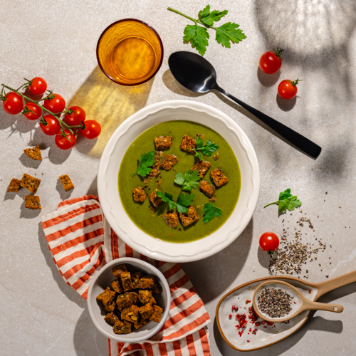 Krem z cukinią i kalarepą z grzankami bez glutenu
