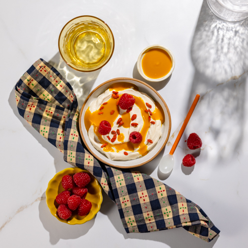 Deser orzechowy z musem z mango